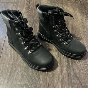 ‼️Sold‼️Art Class Kids Black Combat Boots